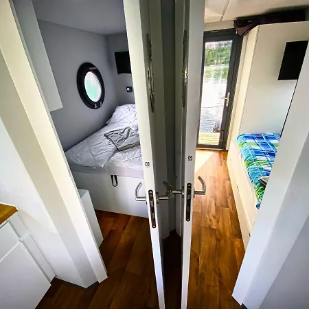 Cosy Hannah - Festlieger